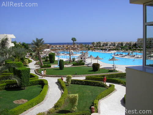 Royal Azur Resort 4